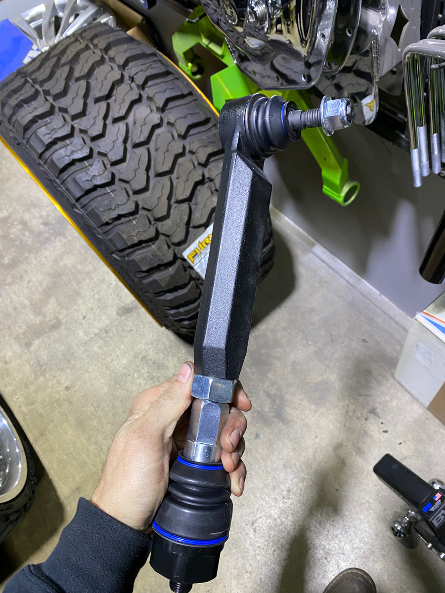 Showoff HD Tie Rods 20012010 Or 20112024 Duramax 2500HD/3500HD (set